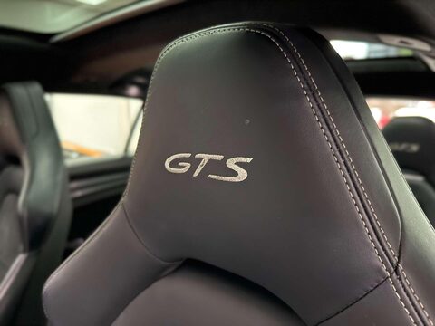 Porsche Panamera 4.0T V8 GTS Sport Turismo 5dr Petrol PDK 4WD Euro 6 (s/s) (460 ps) 34