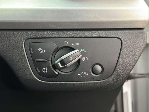 Audi Q5 2.0 TFSI S line SUV 5dr Petrol S Tronic quattro Euro 6 (s/s) (252 ps) 60