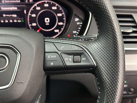 Audi Q5 2.0 TFSI S line SUV 5dr Petrol S Tronic quattro Euro 6 (s/s) (252 ps) 35