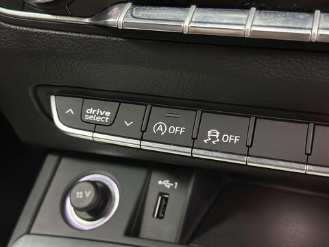 Audi Q5 2.0 TFSI S line SUV 5dr Petrol S Tronic quattro Euro 6 (s/s) (252 ps) 58