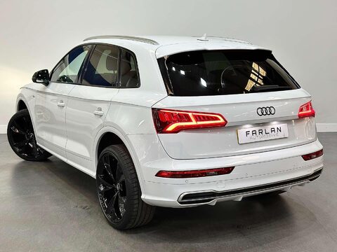 Audi Q5 2.0 TFSI S line SUV 5dr Petrol S Tronic quattro Euro 6 (s/s) (252 ps) 32