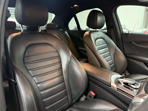 Mercedes-Benz C Class 2.0 C220d AMG Line (Premium) Saloon 4dr Diesel G-Tronic+ Euro 6 (s/s) (194  32