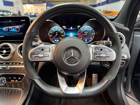 Mercedes-Benz C Class 2.0 C220d AMG Line (Premium) Saloon 4dr Diesel G-Tronic+ Euro 6 (s/s) (194  33