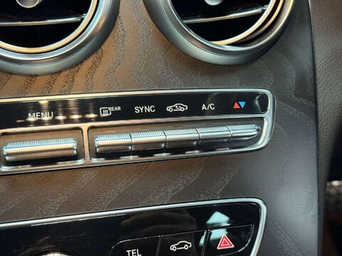 Mercedes-Benz C Class 2.0 C220d AMG Line (Premium) Saloon 4dr Diesel G-Tronic+ Euro 6 (s/s) (194  61