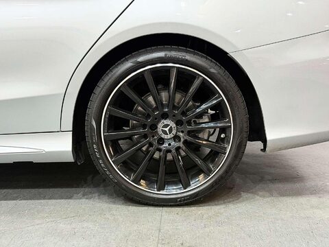 Mercedes-Benz C Class 2.0 C220d AMG Line (Premium) Saloon 4dr Diesel G-Tronic+ Euro 6 (s/s) (194  71