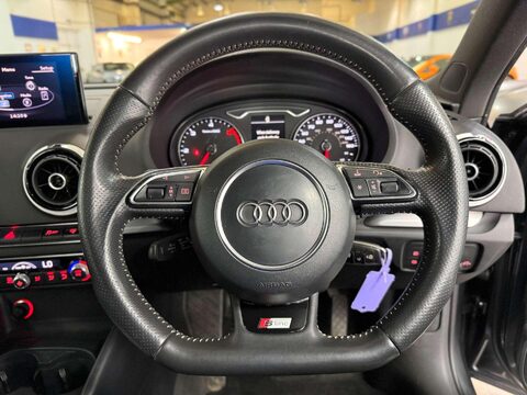 Audi A3 2.0 TDI S line Sportback 5dr Diesel S Tronic quattro Euro 6 (s/s) (184 ps) 32
