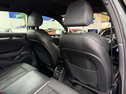 Audi A3 2.0 TDI S line Sportback 5dr Diesel S Tronic quattro Euro 6 (s/s) (184 ps) 38