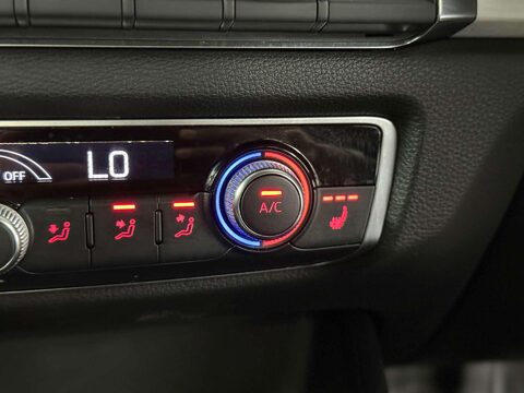 Audi A3 2.0 TDI S line Sportback 5dr Diesel S Tronic quattro Euro 6 (s/s) (184 ps) 47