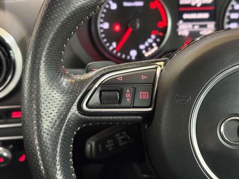 Audi A3 2.0 TDI S line Sportback 5dr Diesel S Tronic quattro Euro 6 (s/s) (184 ps) 33