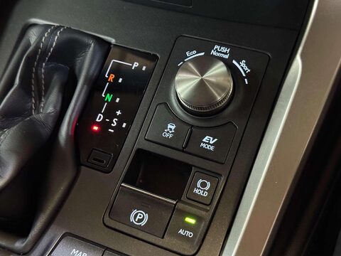 Lexus NX 2.5 300h Premium SUV 5dr Petrol Hybrid E-CVT 4WD Euro 6 (s/s) (197 ps) 50