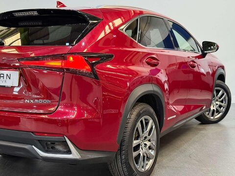 Lexus NX 2.5 300h Premium SUV 5dr Petrol Hybrid E-CVT 4WD Euro 6 (s/s) (197 ps) 20