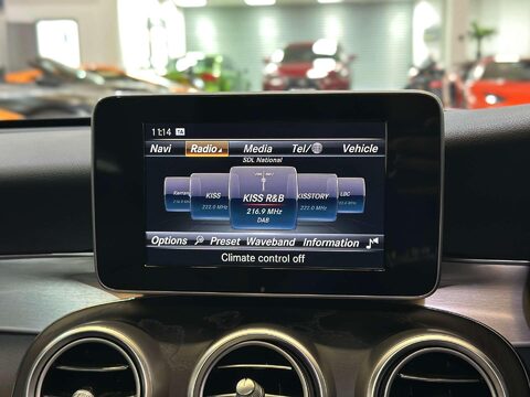 Mercedes-Benz C Class 2.0 C200 AMG Line (Premium) Coupe 2dr Petrol G-Tronic+ 4MATIC Euro 6 (s/s)  44