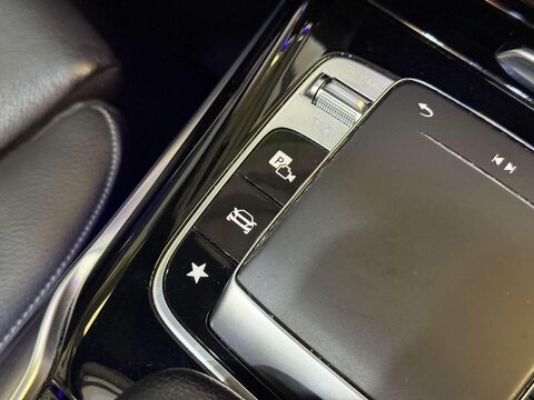 Mercedes-Benz A Class 2.0 A35 AMG (Premium Plus) Hatchback 5dr Petrol SpdS DCT 4MATIC Euro 6 (s/s 55
