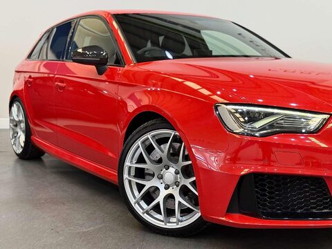 Audi RS3 2.5 TFSI Sportback 5dr Petrol S Tronic quattro Euro 6 (s/s) (Nav) (367 ps) 9