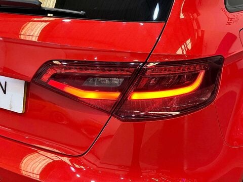 Audi RS3 2.5 TFSI Sportback 5dr Petrol S Tronic quattro Euro 6 (s/s) (Nav) (367 ps) 54