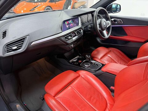 BMW 1 Series 1.5 118i M Sport Hatchback 5dr Petrol DCT Euro 6 (s/s) (140 ps) 44