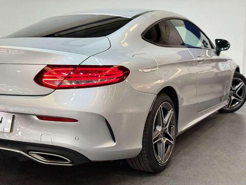 Mercedes-Benz C Class 1.5 C200 MHEV AMG Line Coupe 2dr Petrol G-Tronic+ Euro 6 (s/s) (198 ps) 29