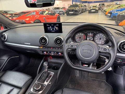 Audi S3 2.0 TFSI Saloon 4dr Petrol S Tronic quattro Euro 6 (s/s) (Nav) (300 ps) 2