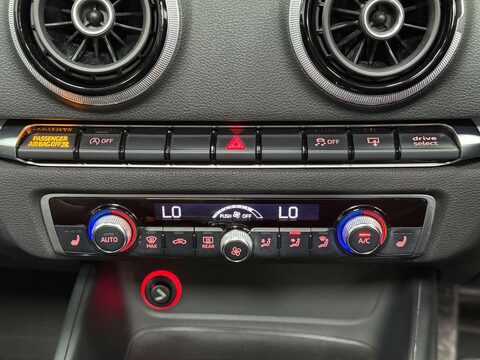 Audi S3 2.0 TFSI Saloon 4dr Petrol S Tronic quattro Euro 6 (s/s) (Nav) (300 ps) 49