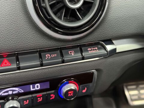 Audi S3 2.0 TFSI Saloon 4dr Petrol S Tronic quattro Euro 6 (s/s) (Nav) (300 ps) 51