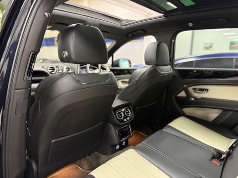 Bentley Bentayga 4.0 V8 SUV 5dr Petrol Auto 4WD Euro 6 (s/s) (550 ps) 48