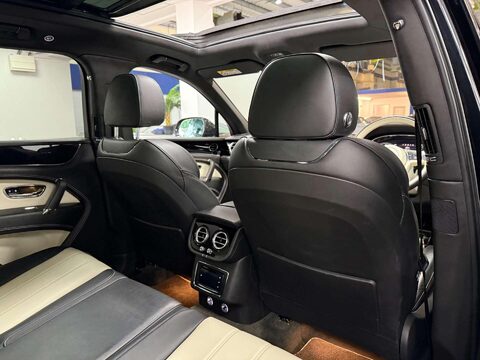 Bentley Bentayga 4.0 V8 SUV 5dr Petrol Auto 4WD Euro 6 (s/s) (550 ps) 50