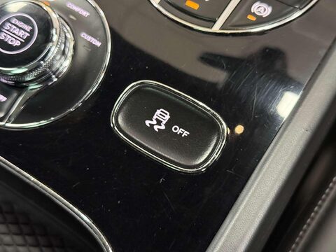 Bentley Bentayga 4.0 V8 SUV 5dr Petrol Auto 4WD Euro 6 (s/s) (550 ps) 69