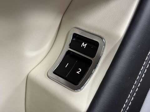 Bentley Bentayga 4.0 V8 SUV 5dr Petrol Auto 4WD Euro 6 (s/s) (550 ps) 42