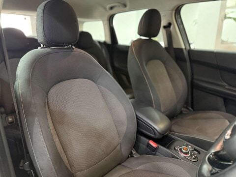 Mini Countryman 1.5 Cooper SUV 5dr Petrol Auto Euro 6 (s/s) (136 ps) 30