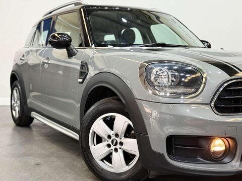 Mini Countryman 1.5 Cooper SUV 5dr Petrol Auto Euro 6 (s/s) (136 ps) 9