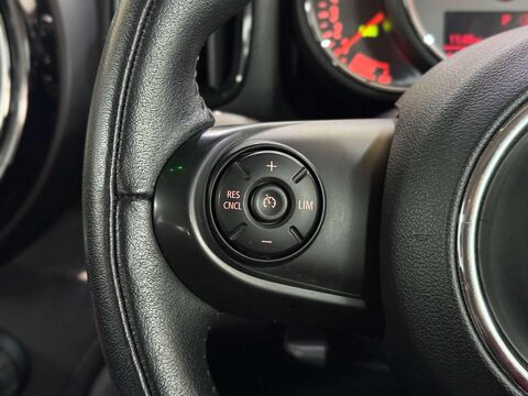 Mini Countryman 1.5 Cooper SUV 5dr Petrol Auto Euro 6 (s/s) (136 ps) 32