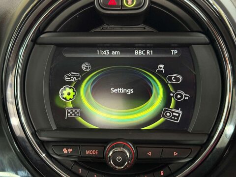 Mini Countryman 1.5 Cooper SUV 5dr Petrol Auto Euro 6 (s/s) (136 ps) 53