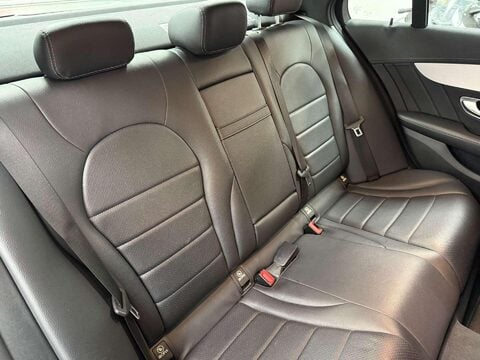 Mercedes-Benz C Class 2.1 C220d AMG Line Saloon 4dr Diesel 7G-Tronic+ Euro 6 (s/s) (170 ps) 44