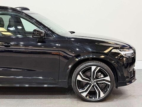 Volvo XC90 2.0h T8 Recharge 18.8kWh Ultimate Dark SUV 5dr Petrol Plug-in Hybrid Auto 4 19