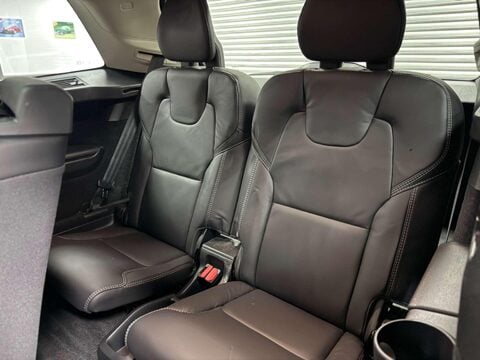 Volvo XC90 2.0h T8 Recharge 18.8kWh Ultimate Dark SUV 5dr Petrol Plug-in Hybrid Auto 4 45