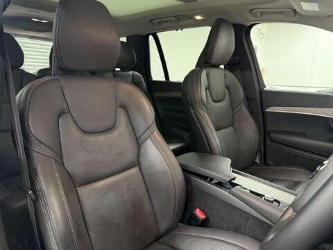 Volvo XC90 2.0h T8 Recharge 18.8kWh Ultimate Dark SUV 5dr Petrol Plug-in Hybrid Auto 4 7