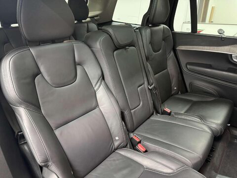 Volvo XC90 2.0h T8 Recharge 18.8kWh Ultimate Dark SUV 5dr Petrol Plug-in Hybrid Auto 4 71