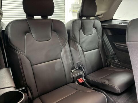 Volvo XC90 2.0h T8 Recharge 18.8kWh Ultimate Dark SUV 5dr Petrol Plug-in Hybrid Auto 4 46