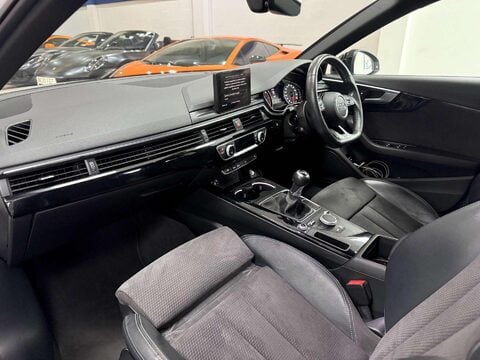 Audi A4 1.4 TFSI Black Edition Saloon 4dr Petrol Manual Euro 6 (s/s) (150 ps) 39