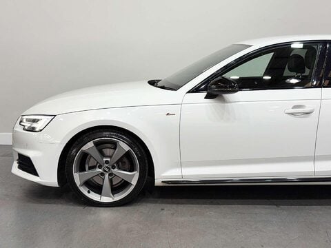 Audi A4 1.4 TFSI Black Edition Saloon 4dr Petrol Manual Euro 6 (s/s) (150 ps) 19