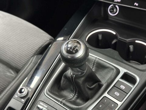 Audi A4 1.4 TFSI Black Edition Saloon 4dr Petrol Manual Euro 6 (s/s) (150 ps) 59