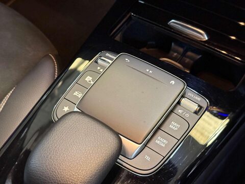 Mercedes-Benz A Class 1.3 A180 AMG Line Edition (Premium) Saloon 4dr Petrol 7G-DCT Euro 6 (s/s) ( 43