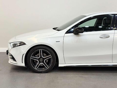 Mercedes-Benz A Class 1.3 A180 AMG Line Edition (Premium) Saloon 4dr Petrol 7G-DCT Euro 6 (s/s) ( 13