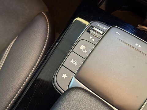 Mercedes-Benz A Class 1.3 A180 AMG Line Edition (Premium) Saloon 4dr Petrol 7G-DCT Euro 6 (s/s) ( 42