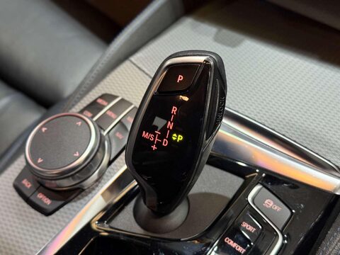 BMW 5 Series 2.0 530e 9.2kWh M Sport Saloon 4dr Petrol Plug-in Hybrid Auto Euro 6 (s/s)  44