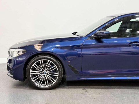 BMW 5 Series 2.0 530e 9.2kWh M Sport Saloon 4dr Petrol Plug-in Hybrid Auto Euro 6 (s/s)  12