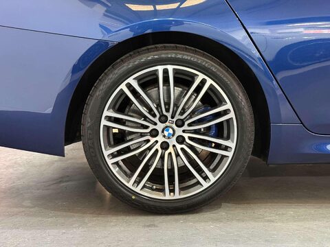 BMW 5 Series 2.0 530e 9.2kWh M Sport Saloon 4dr Petrol Plug-in Hybrid Auto Euro 6 (s/s)  17