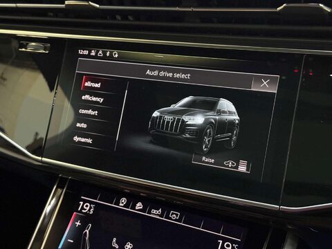 Audi Q7 3.0 TDI V6 50 Black Edition SUV 5dr Diesel Tiptronic quattro Euro 6 (s/s) ( 62