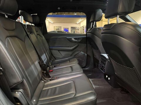 Audi Q7 3.0 TDI V6 50 Black Edition SUV 5dr Diesel Tiptronic quattro Euro 6 (s/s) ( 49