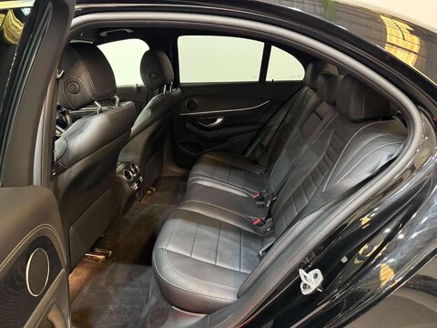 Mercedes-Benz E Class 2.0 E300de 13.5kWh AMG Line Saloon 4dr Diesel Plug-in Hybrid G-Tronic+ Euro 39